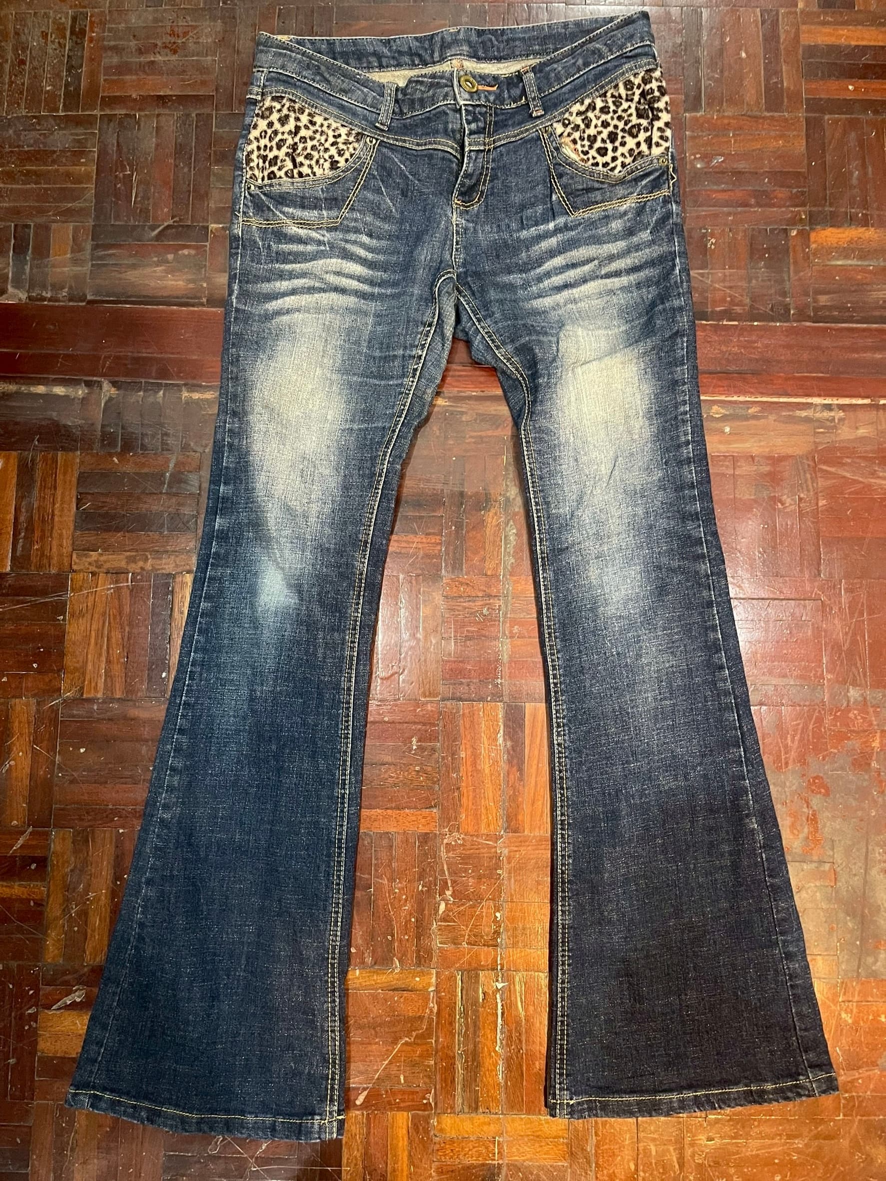 Jeans sourcing example