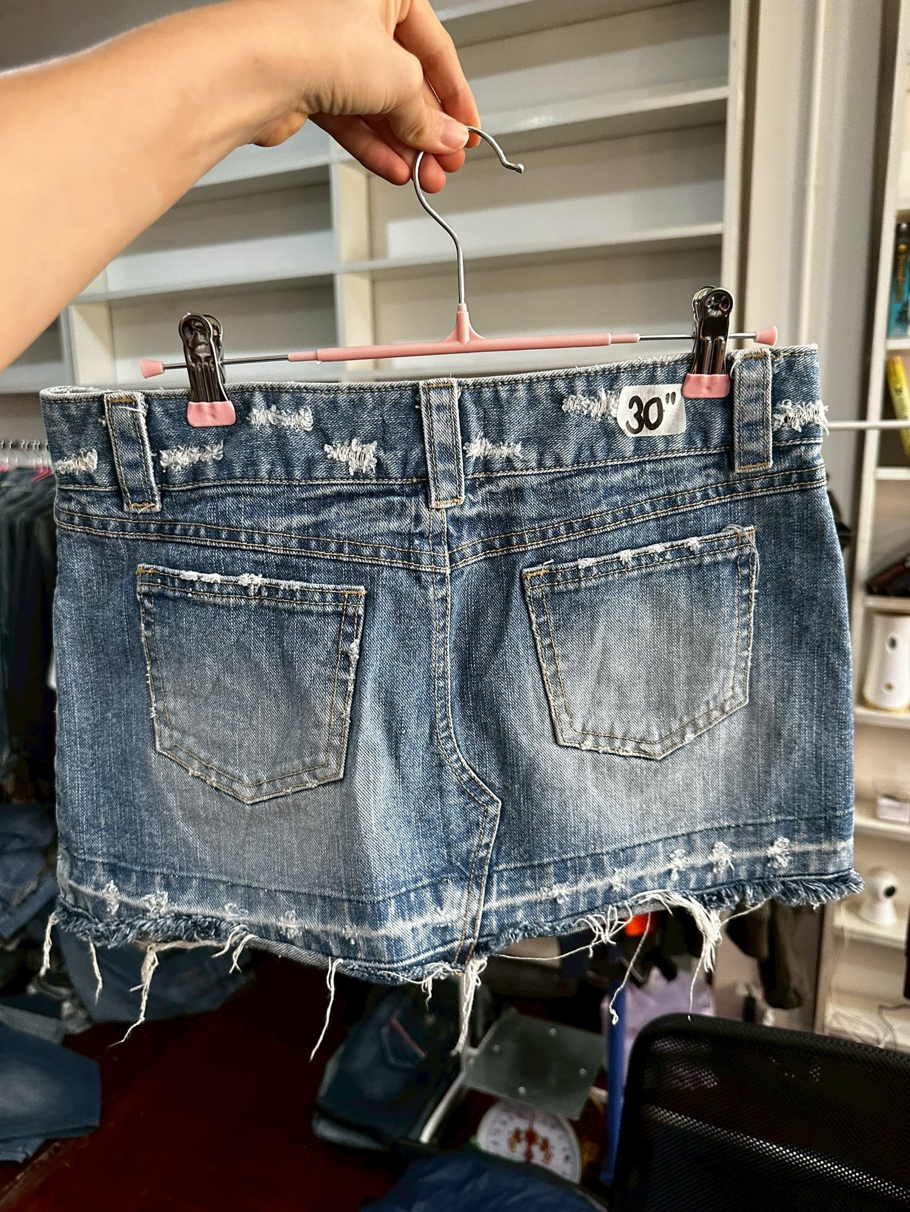 Skirts sourcing example